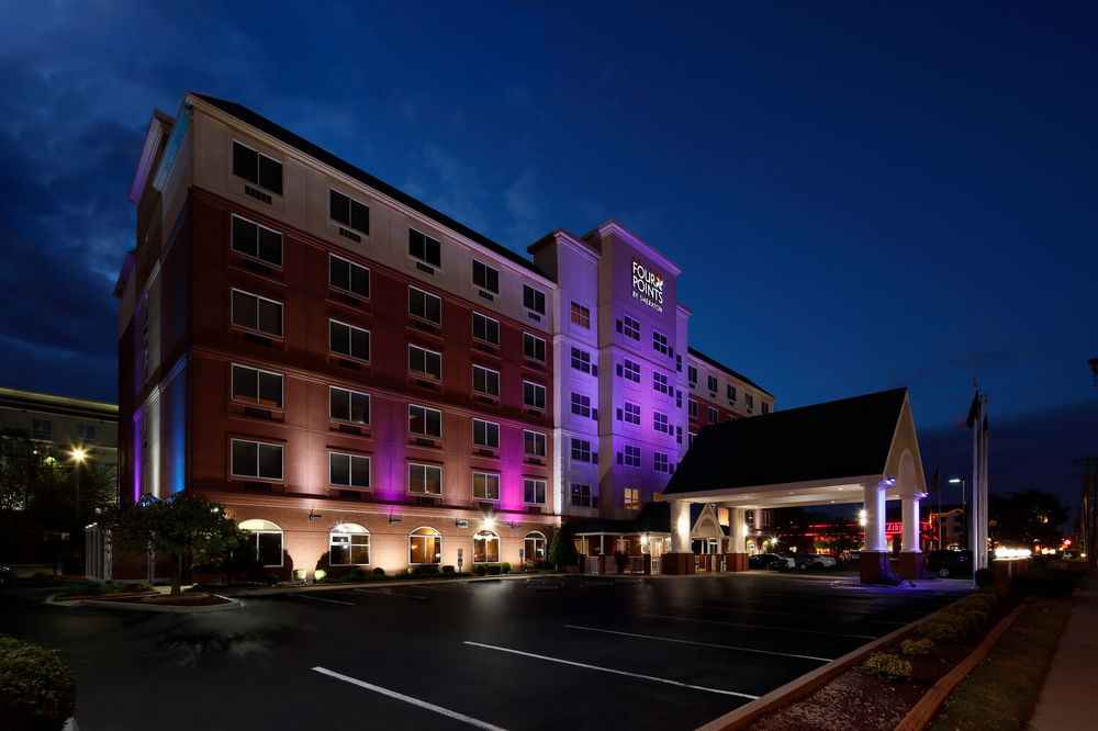 Four Points by Sheraton Louisville Airport image 1